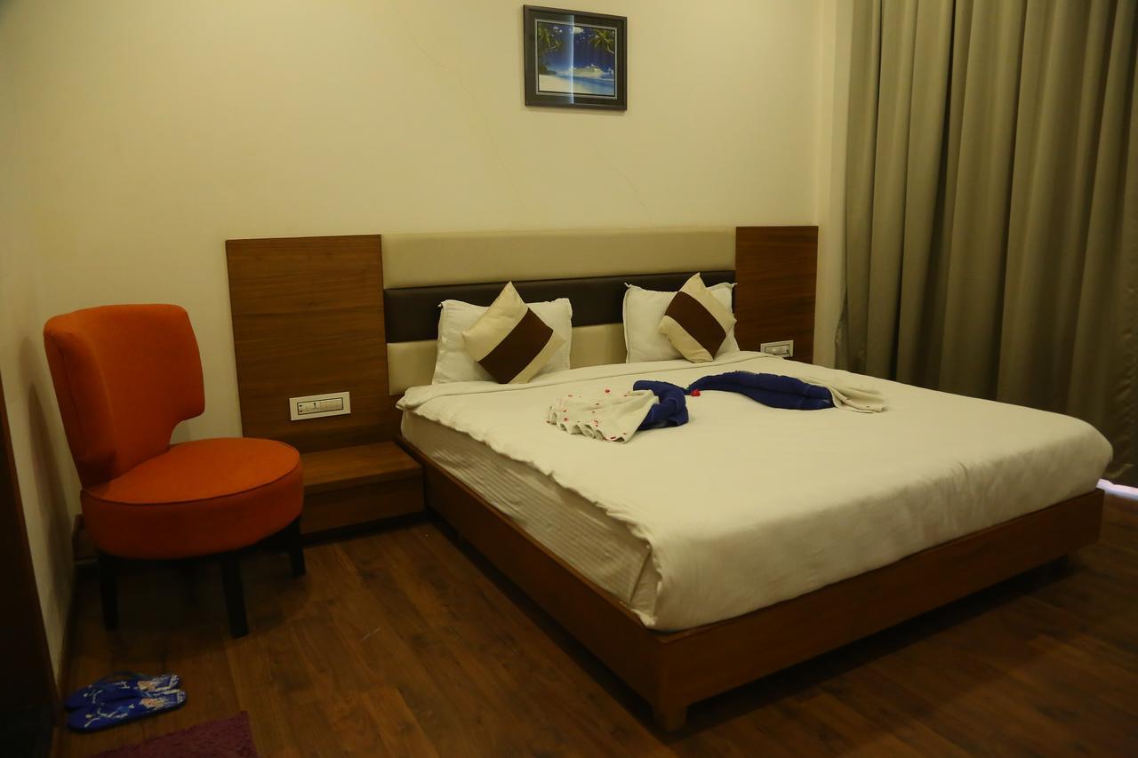 Hotel Anantaragreens Disa Exterior photo